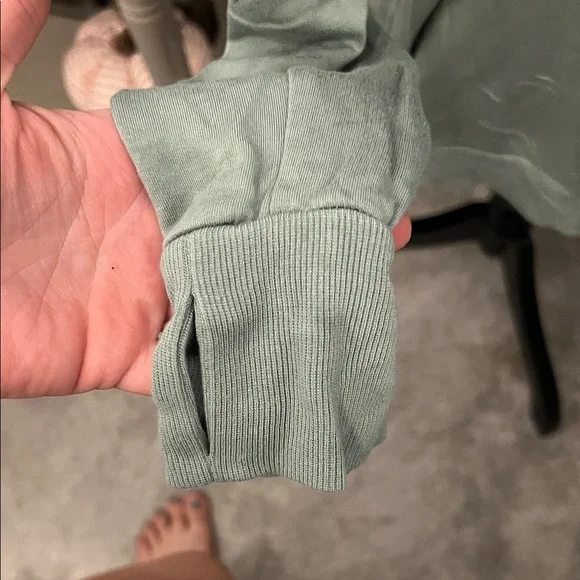 Threads 4 Thought Sage Green Asymmetrical Sweatshirt Stitch Fix - Picture 4 of 6